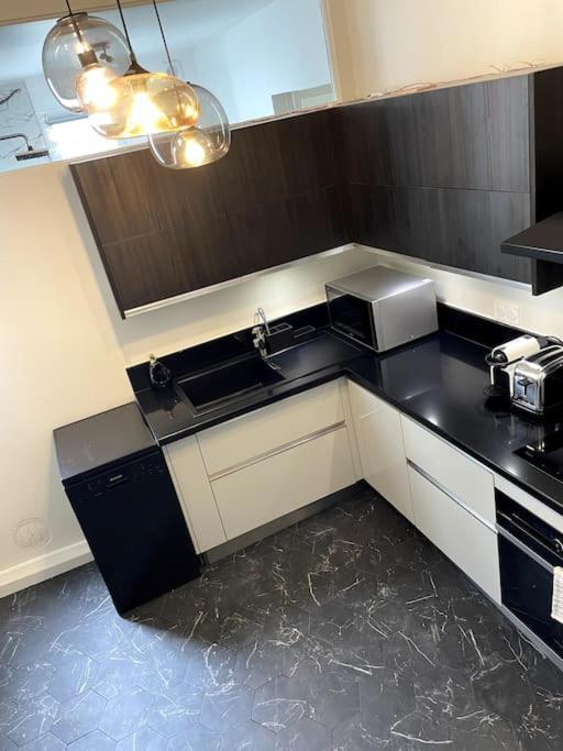 Luxury Family Getaway * Paris